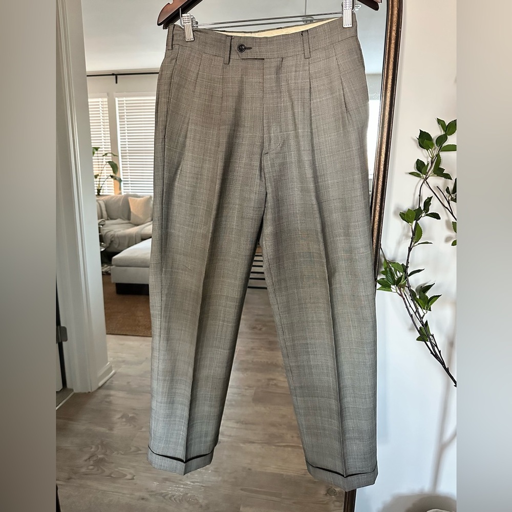 Banana Republic cuffed pleated men’s dress pant